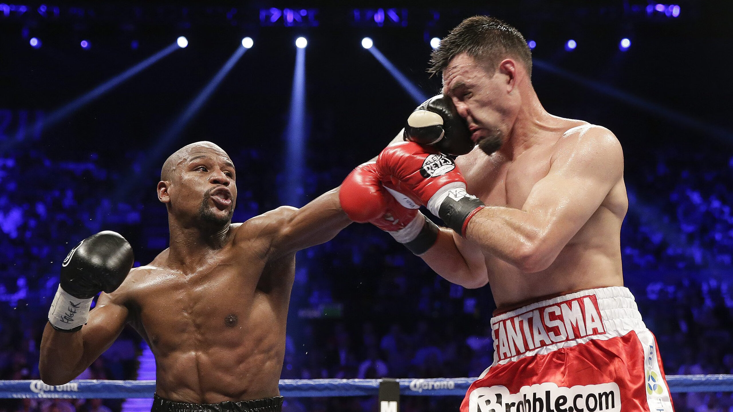 开云体育官网-皮克持续制造杀伤，厄瓜多尔封锁曼城，足球场上的南美密码